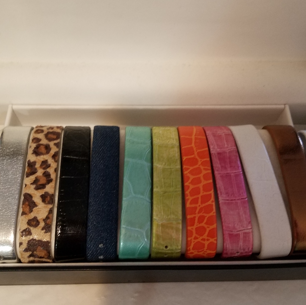 Gossip watch set - Picture 2 of 5